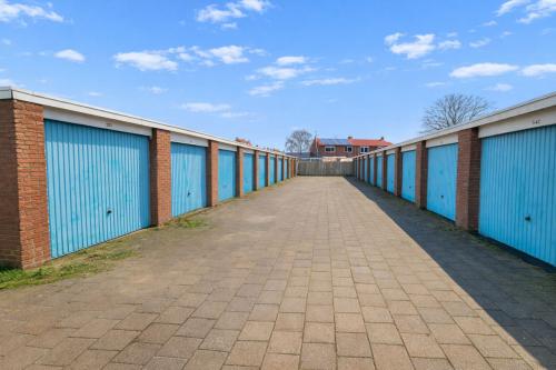 Nette en ruime garagebox te huur in Oost-Souburg