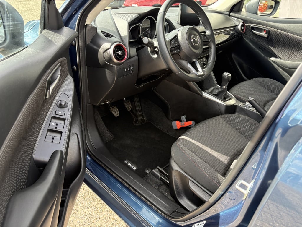 Mazda 2 1.5 skyact-g sport.