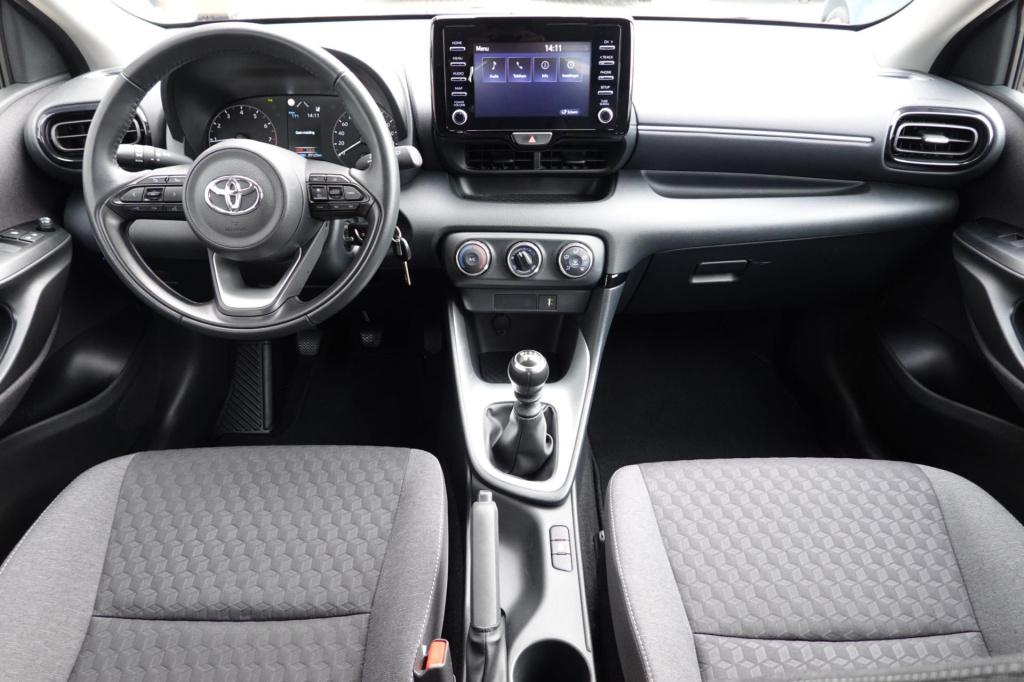 Toyota Yaris 1.5 vvt-i active