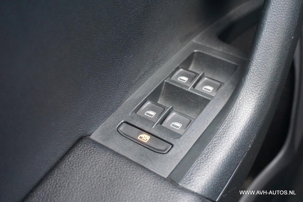 Skoda Octavia combi 1.4 tsi greentech ambition businessline dsg