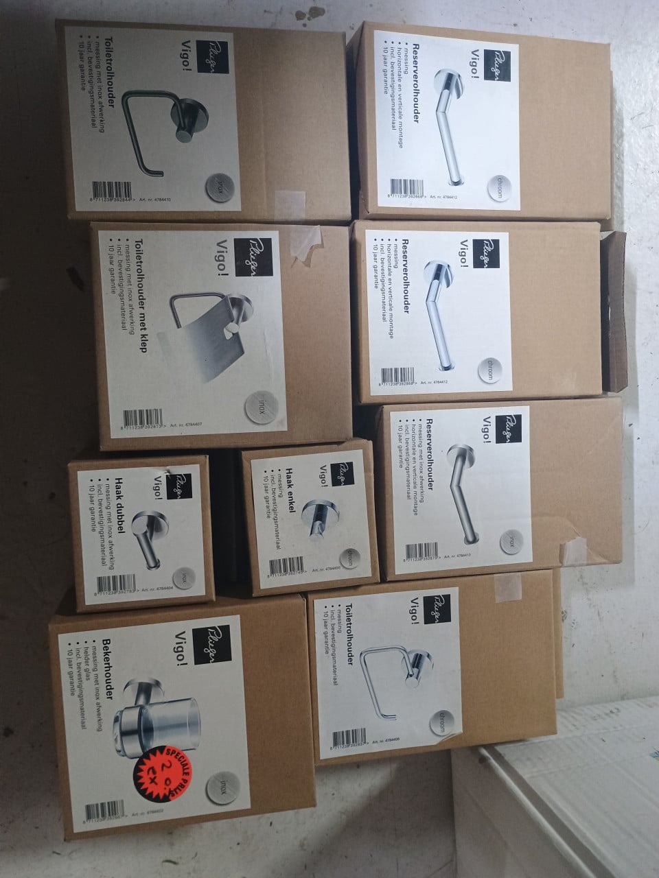 Plieger wc / badkamer spullen nieuw in de verpakking