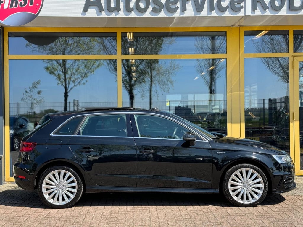 Audi A3 sportback 1.4 e-tron amb. pl+