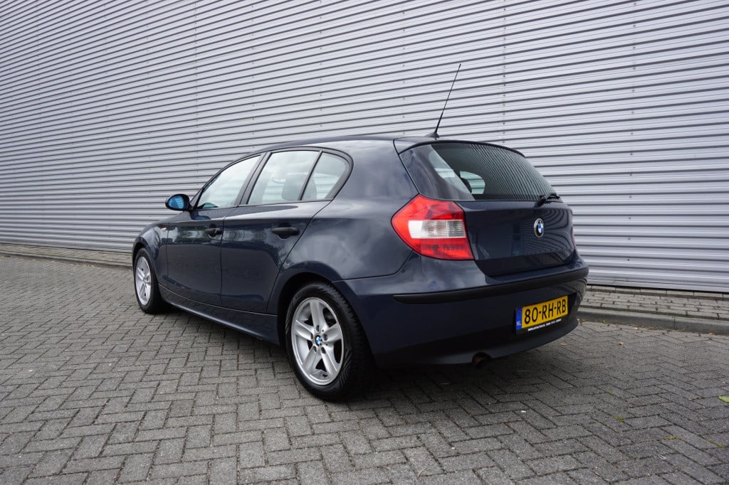 BMW 1 Serie 118i airco / elektr. ramen / lm velgen / nap / apk t/m 29-06-20