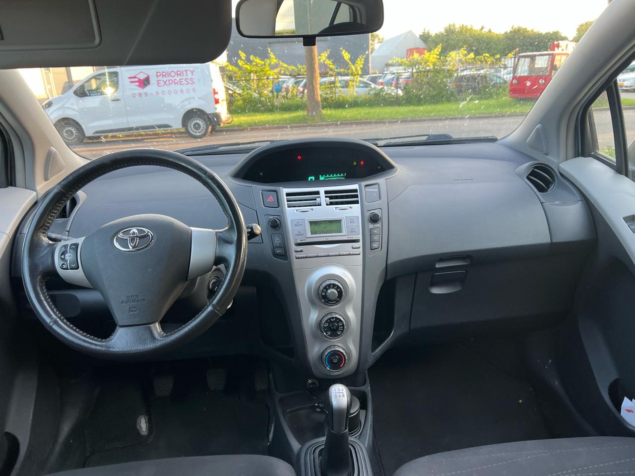 Toyota Yaris 1.0-VVTi Sol Airco 5 deurs