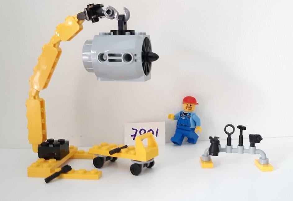Lego City 7901: Vliegtuigmonteur, vliegtuig onderhoud
