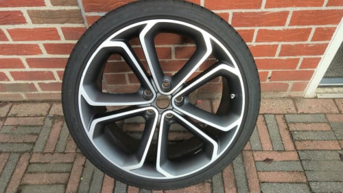 Opel Astra J GTC OPC 20Inch 1 velg+band