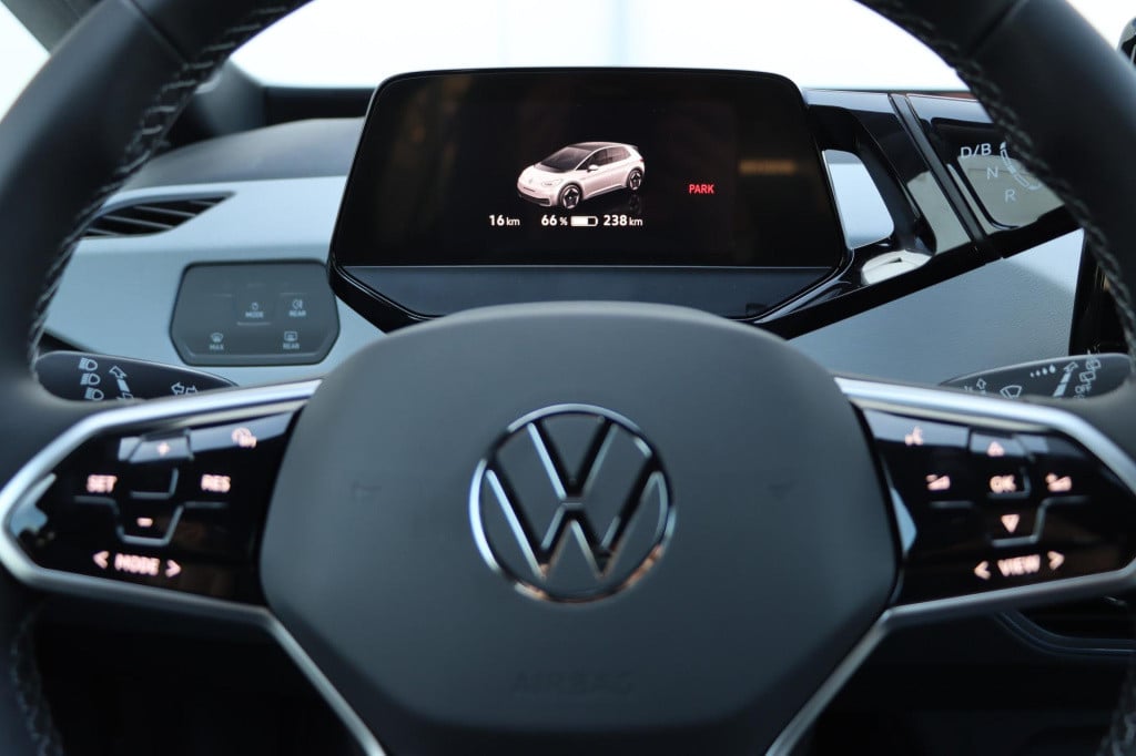 Volkswagen Id.3 pro edition 58 kwh 204pk