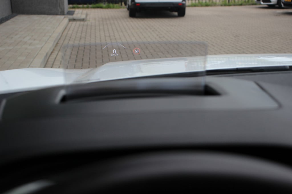 Ford Kuga 2.5 phev titanium x | b&o | camera | trekhaak | stoel/stuurverwar