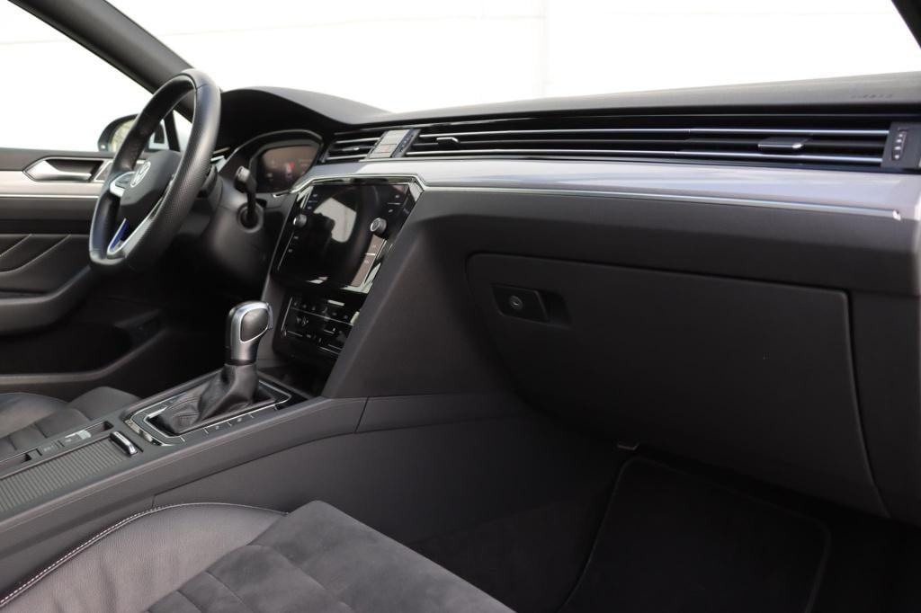 Volkswagen Passat variant 1.4 tsi phev gte business 218pk dsg6