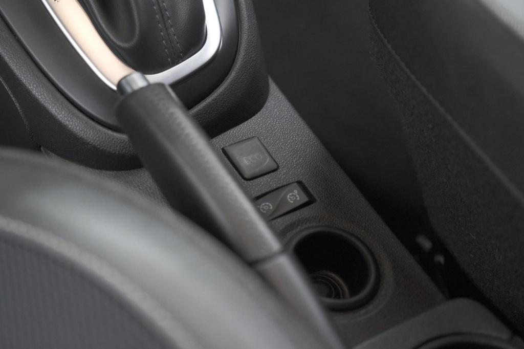 Renault Captur tce 150 edc intens | trekhaak | navigatie | parkeersensoren