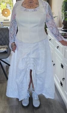 Trouwjurk losse rok en top
