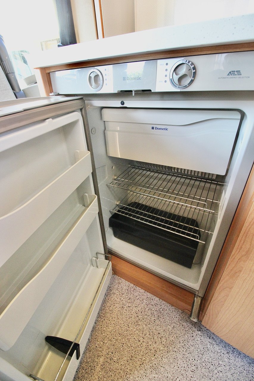 Knaus Sun TI (Frans bed, Zéér netjes met nieuwe APK)