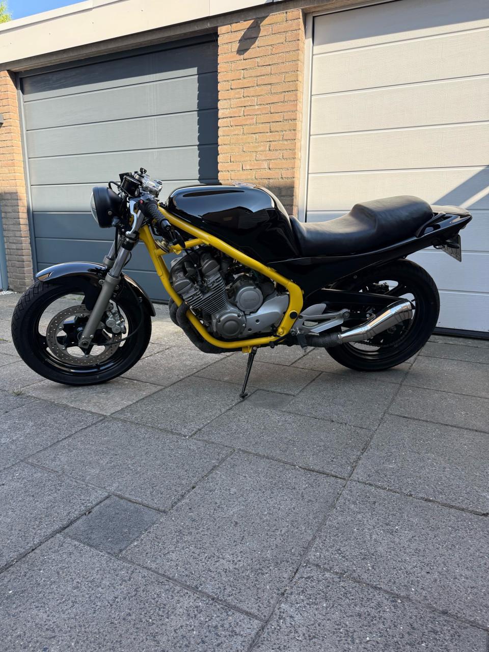 Yamaha XJ600S 4BR Naked