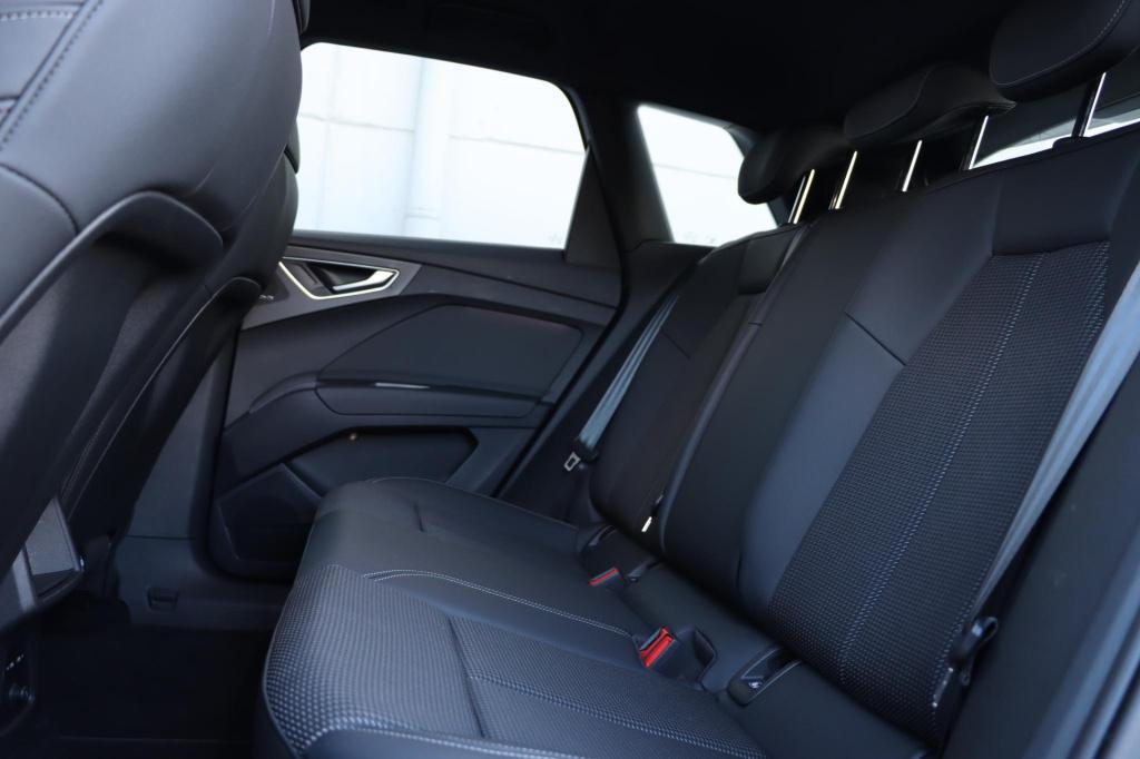 Audi Q4 E-tron 45 s edition 82 kwh 286pk | soh 93,9% |