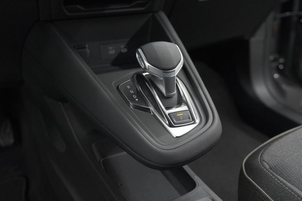 Renault Captur mild hybrid 160 edc techno | pack winter | camera | adaptiev