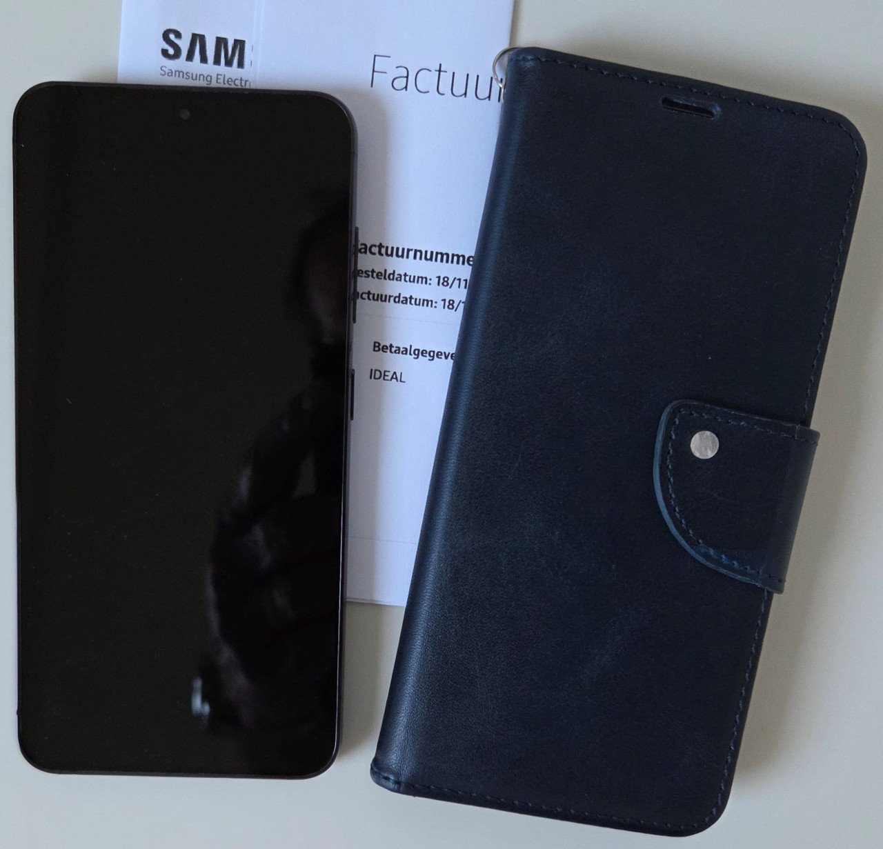 Samsung Galaxy S23 zgan