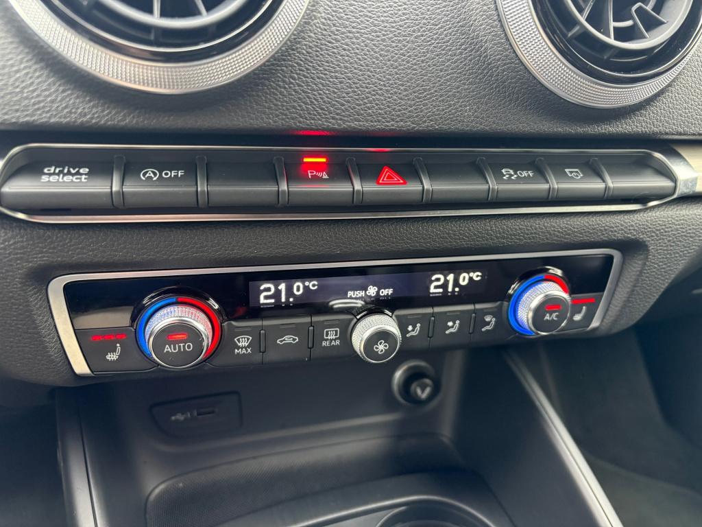 Audi A3 sportback 1.5 tfsi cod sport s line edition