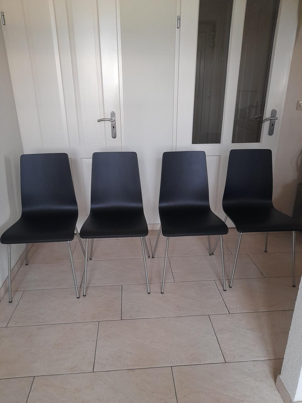 6 Leuke stoelen (in goede nette staat)