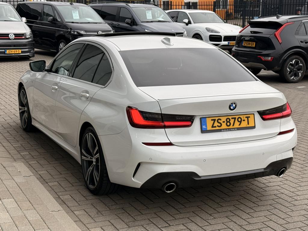 BMW 3-serie 320i m-sport | schuif/kantel | harman / kardon | leder | head-u