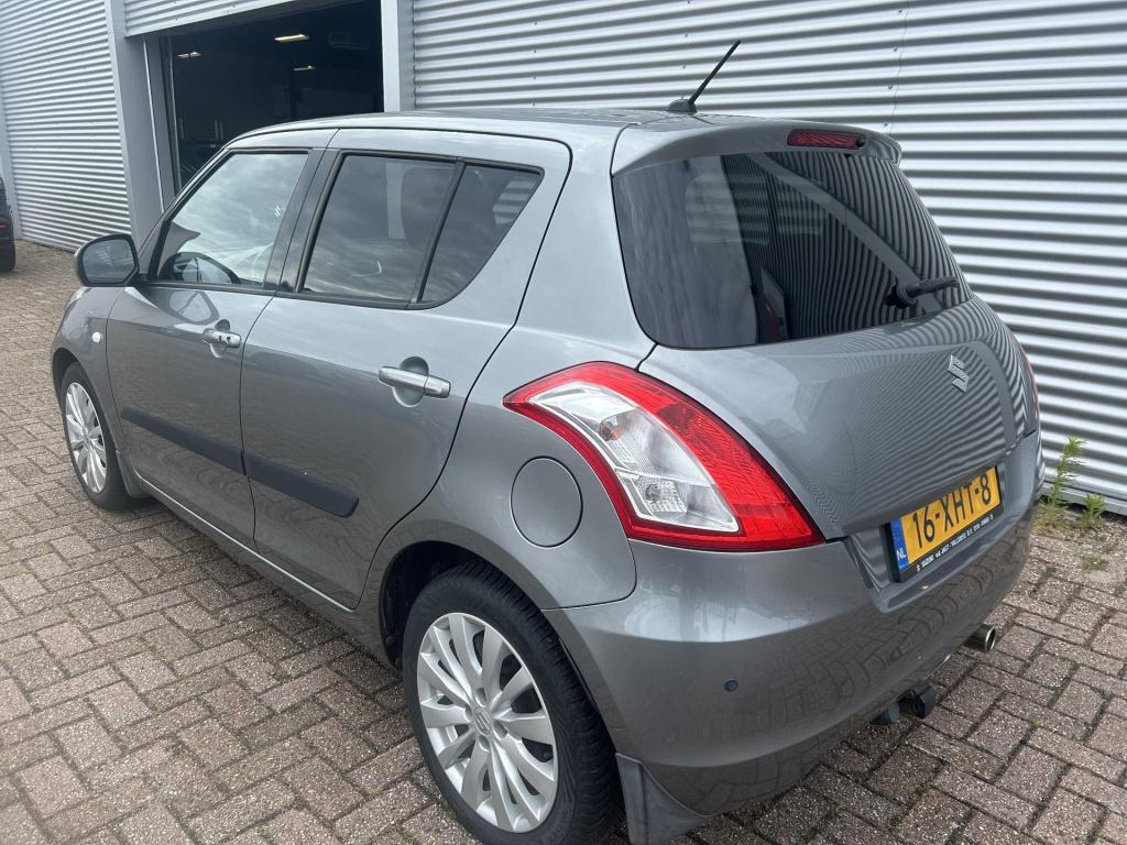 Suzuki Swift 1.2 exclusive automaat|leer|topstaat|trekhaak