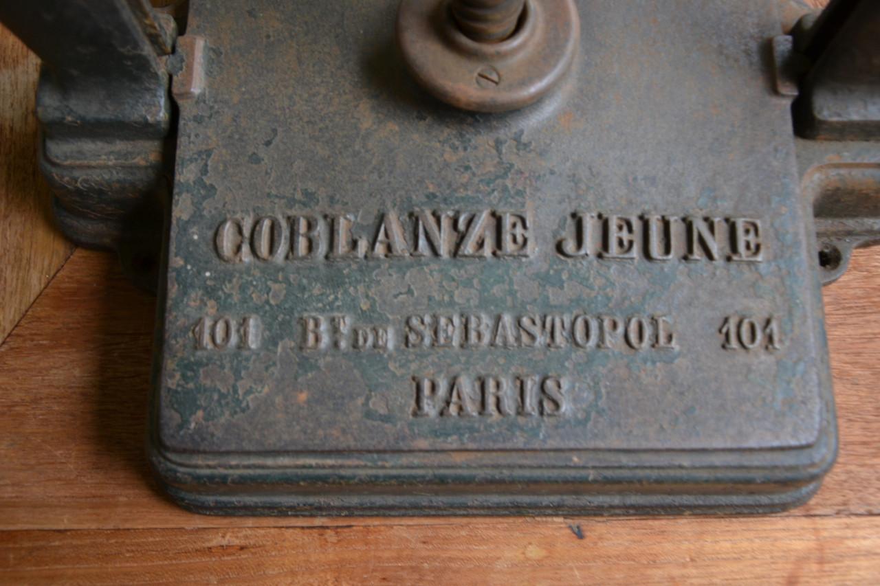 Antieke Franse Papierpers