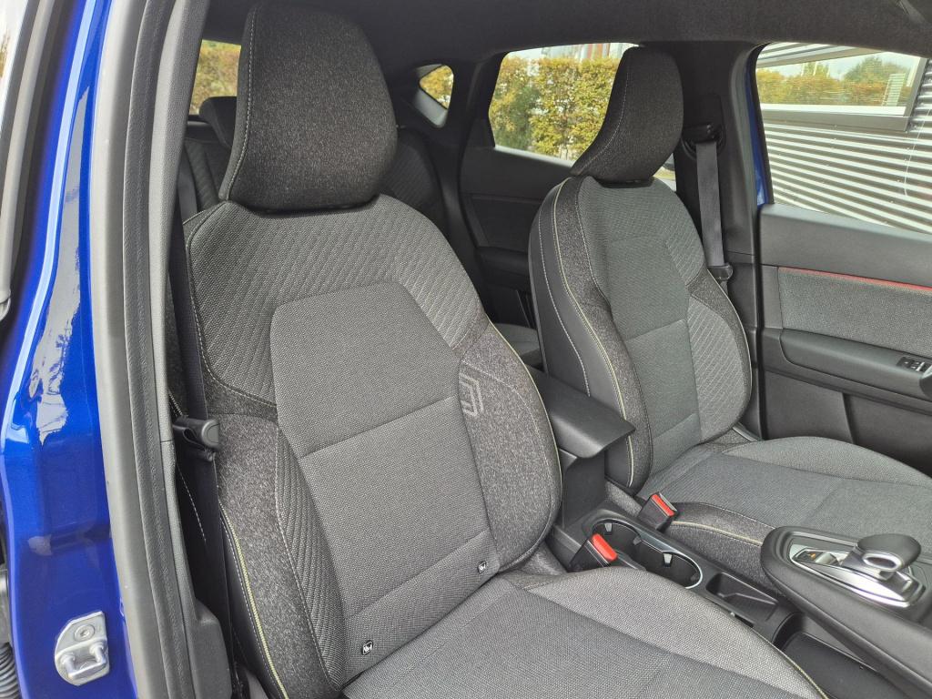 Renault Captur 1.6 e-tech full hybrid 145 techno camera, p-hulp v+a, adapt.