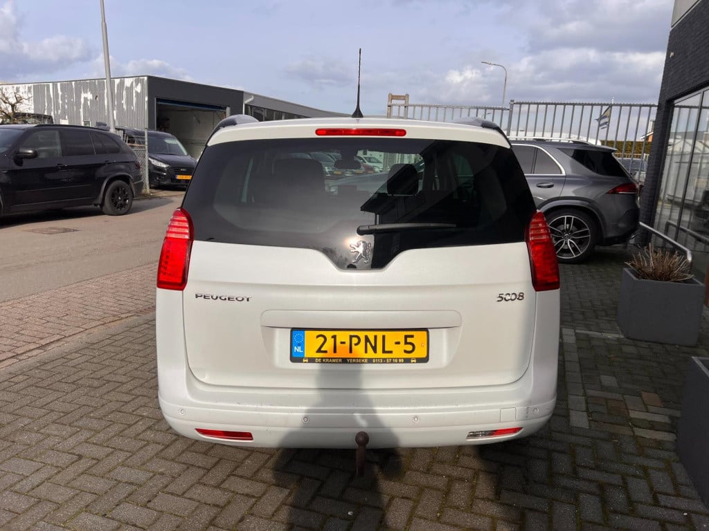 Peugeot 5008 1.6 thp gt 5p.