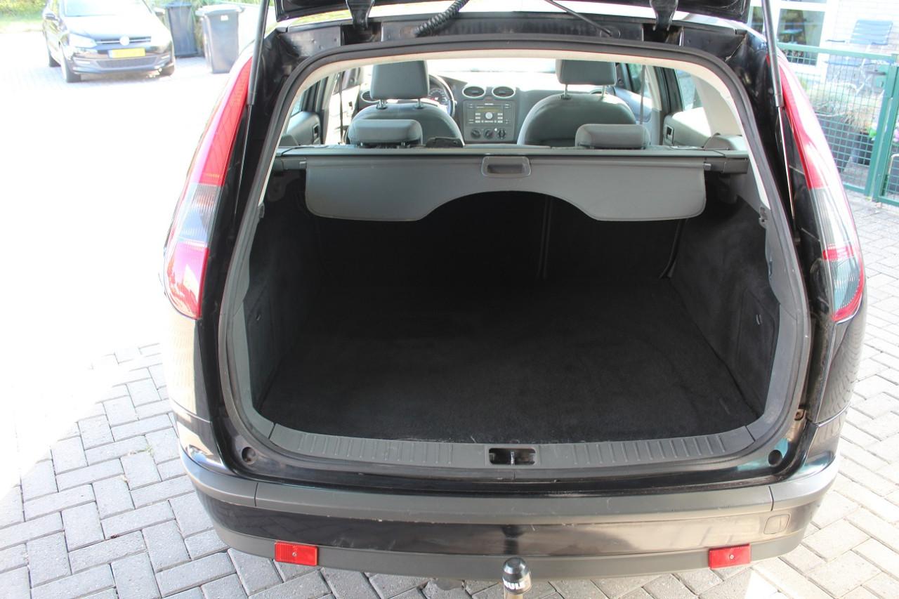 Ford Focus Wagon 1.6-16V Champion