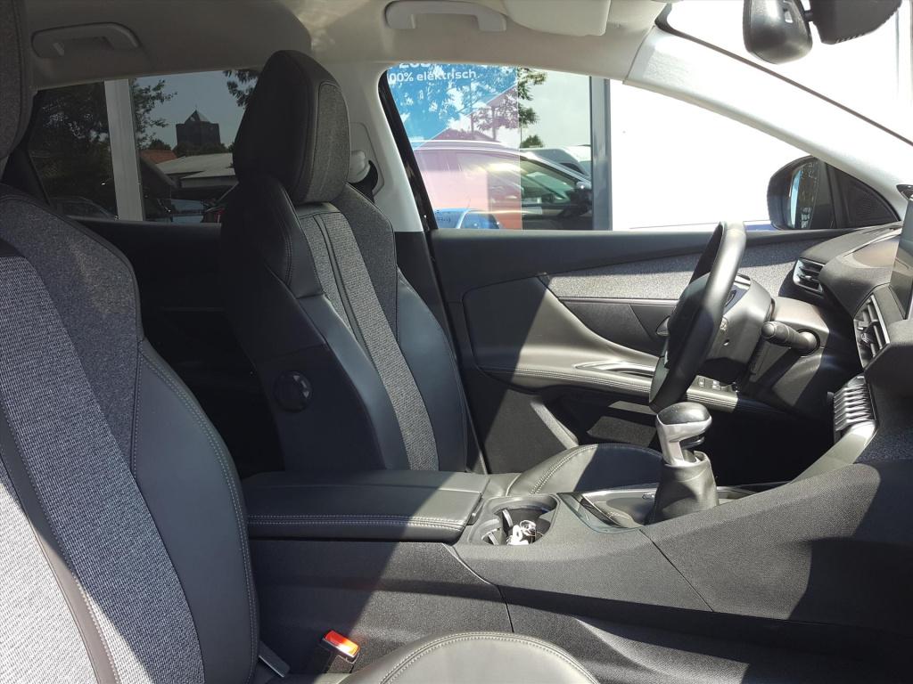 Peugeot 3008 1.2 pt 130pk s&s allure trekhaak | apple carplay & android aut