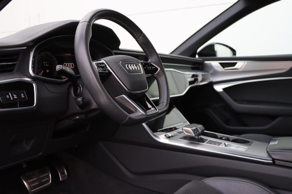 Audi A6 avant 55 tfsi e quattro s edition competition 367pk s-tronic