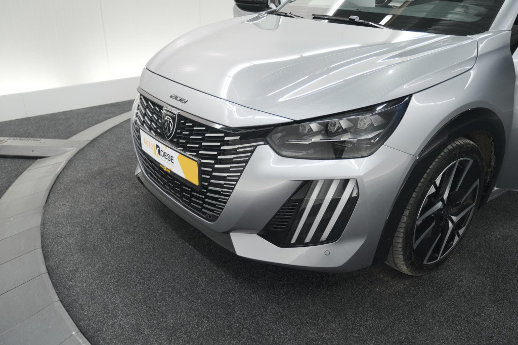 Peugeot 208 puretech 100 gt | camera | navigatie | apple carplay | parkeers