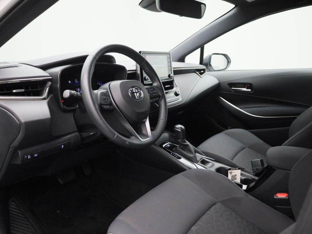 Toyota Corolla 2.0 hybrid dynamic | automaat | lmv | cruise control | stoel