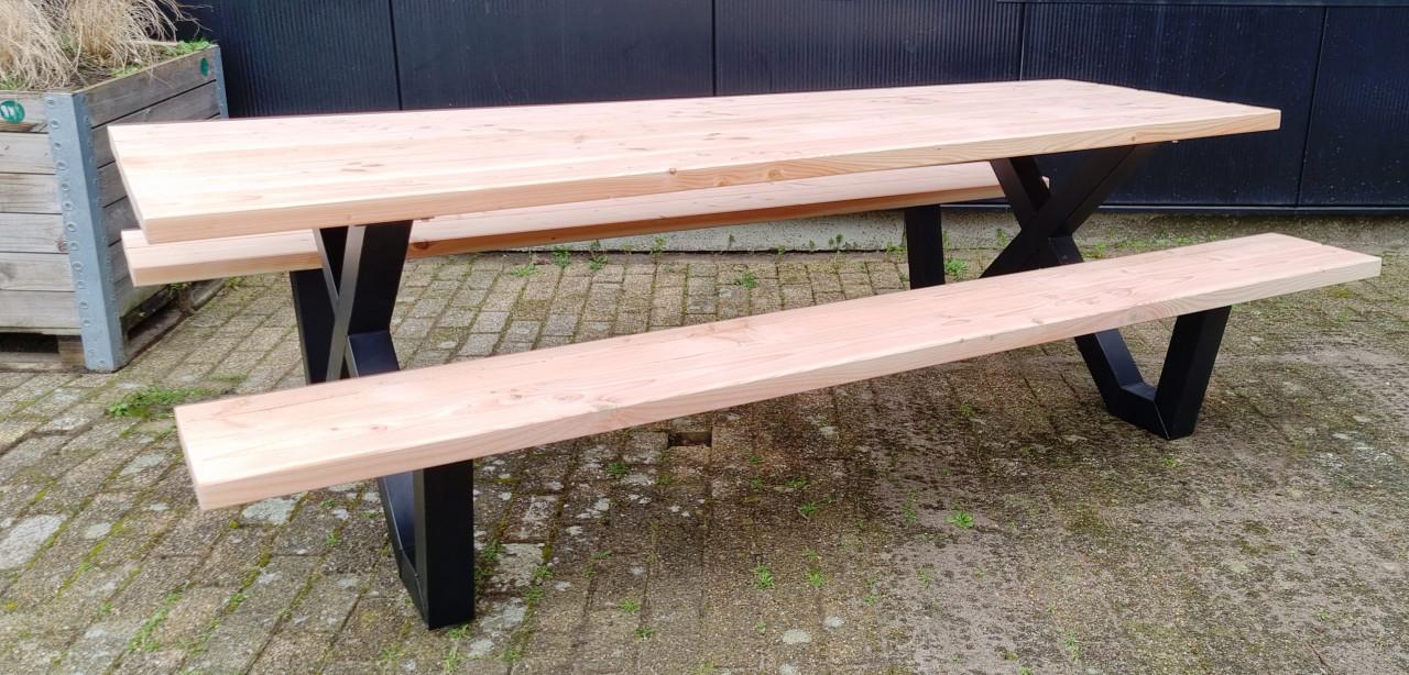 Picknicktafel met stalen X-frame onderstel