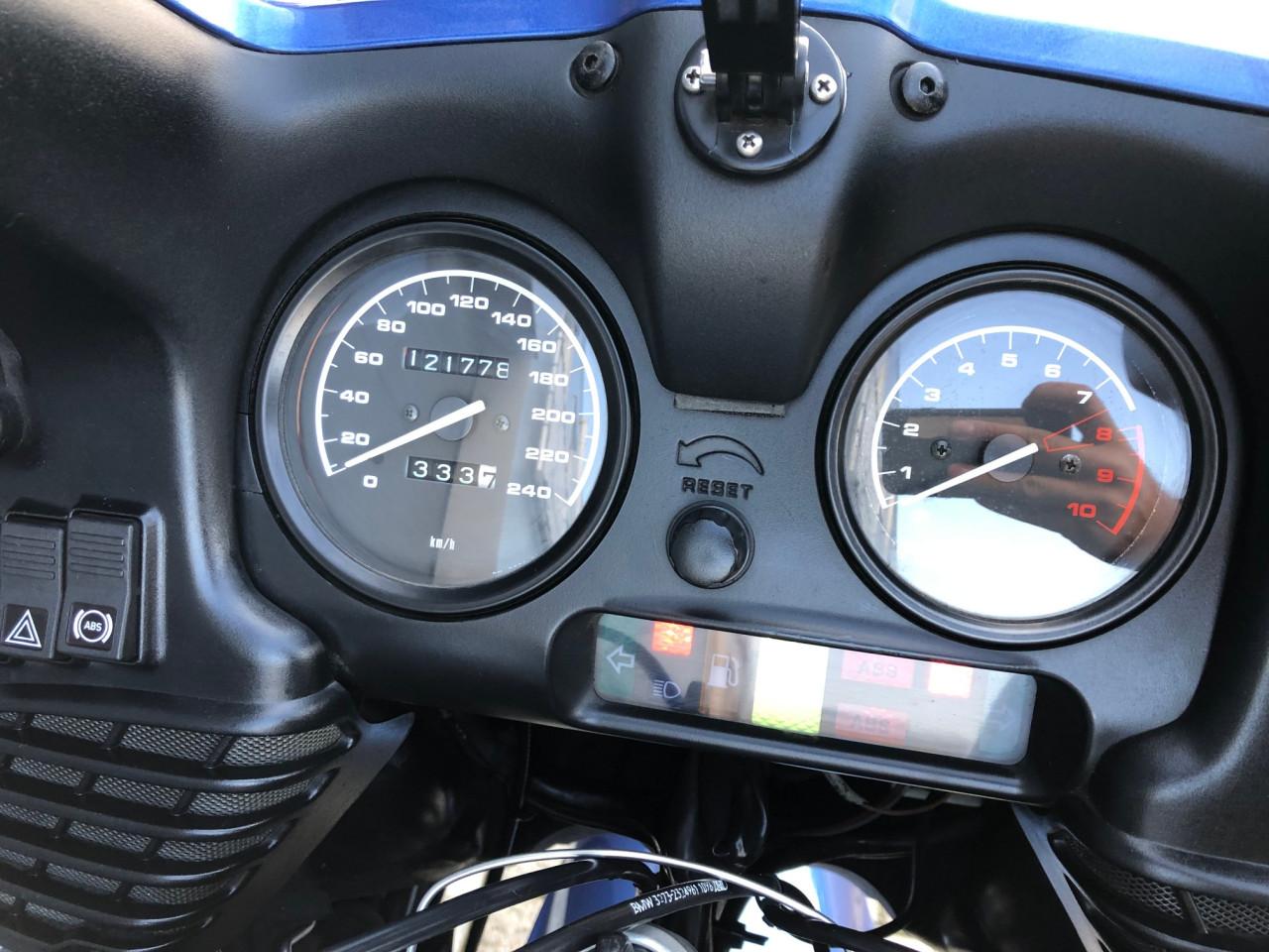 Inruilkoopje: Nette BMW R1100RT met 3-delig kofferset, rijklaar €1500,-