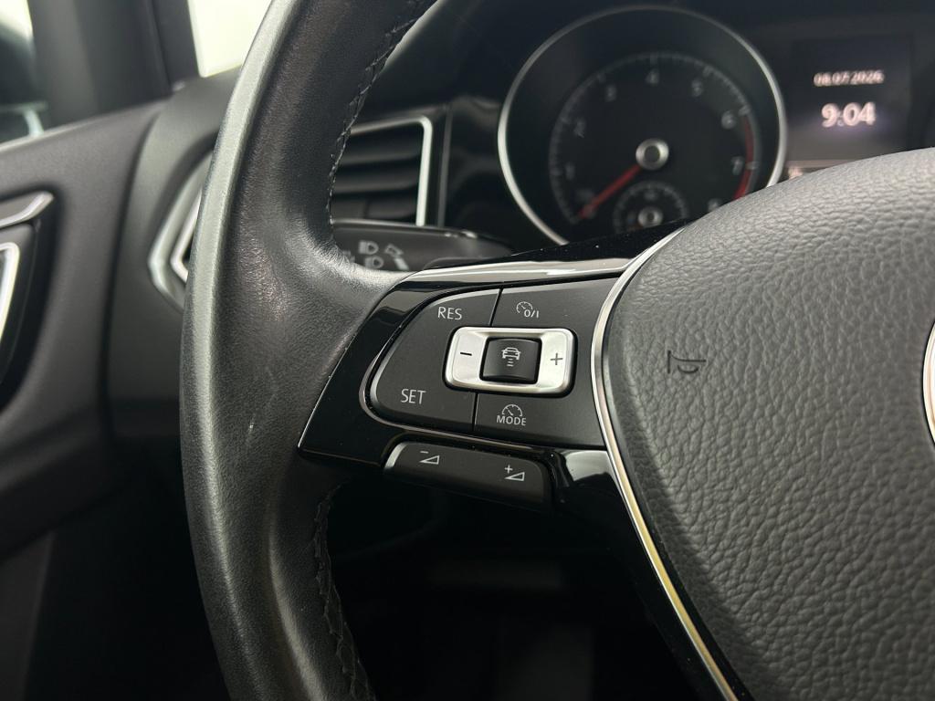 Volkswagen Golf Sportsvan occasion 1.4 tsi highline | zwart | tweedehands v