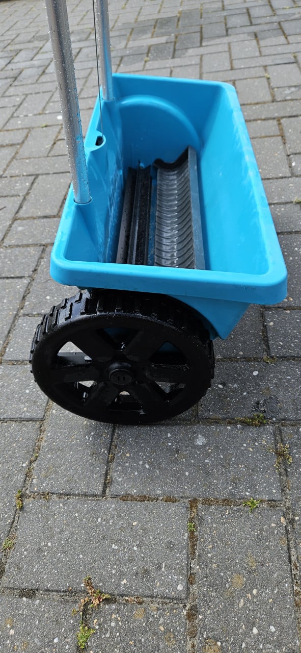 Strooiwagen Gardena
