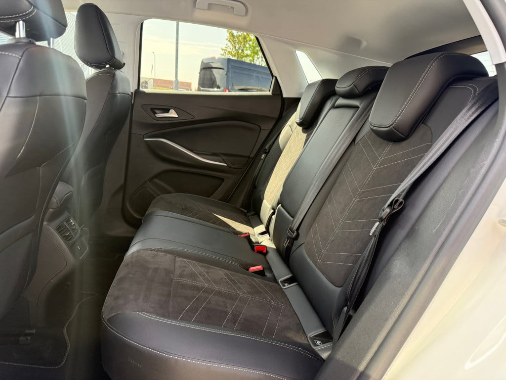 Opel Grandland X 1.2 turbo ultimate