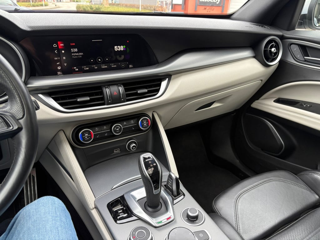 Alfa Romeo Stelvio 2.0 t awd veloce