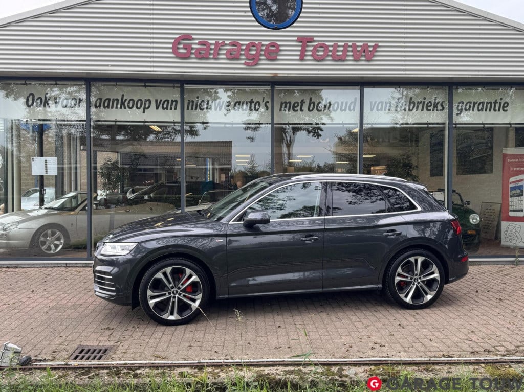 Audi Q5 55 tfsie quattro competition *hud, trekhaak, luchtv*