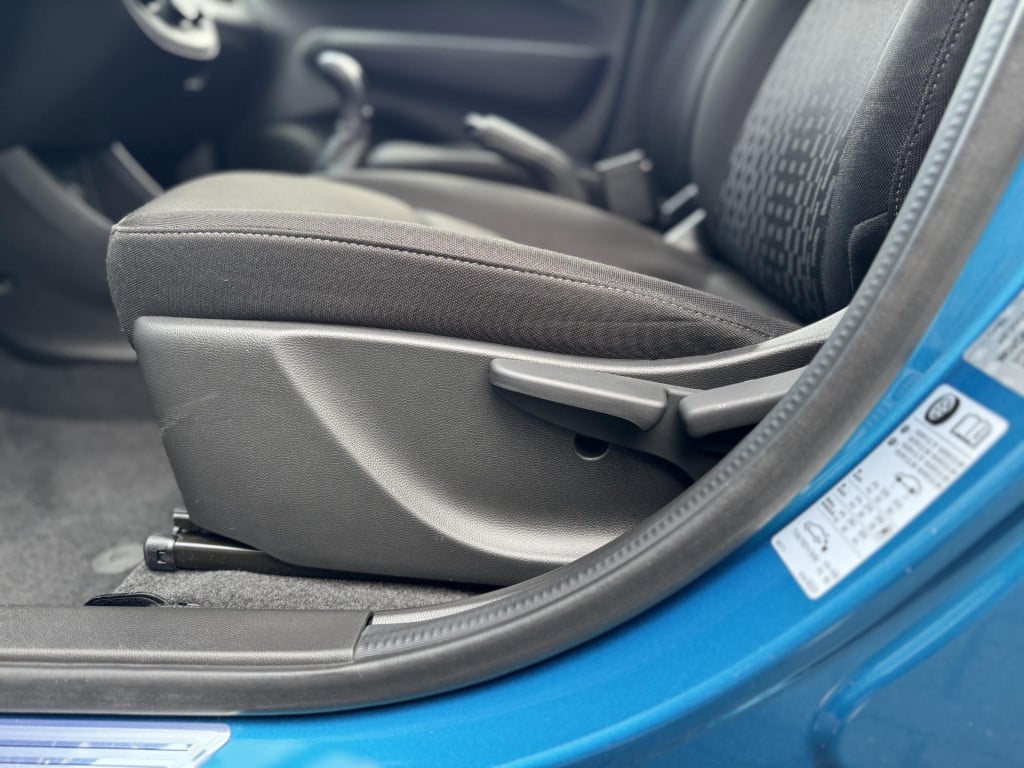 Opel Karl 1.0 rocks online edition lage km-stand + nl auto! | navigatie | c