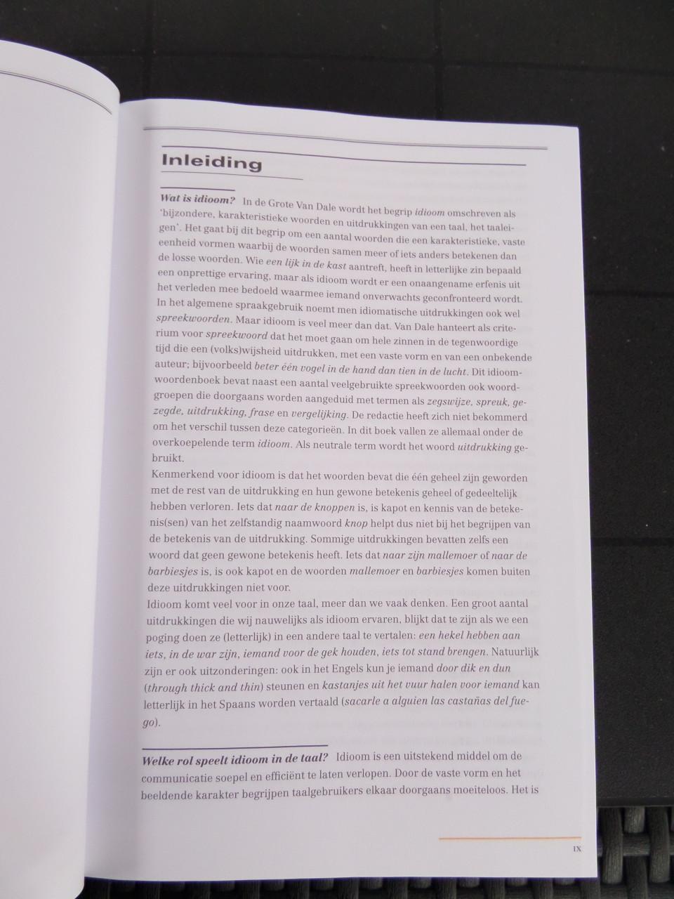 Van Dale IDIOOM Woordenboek