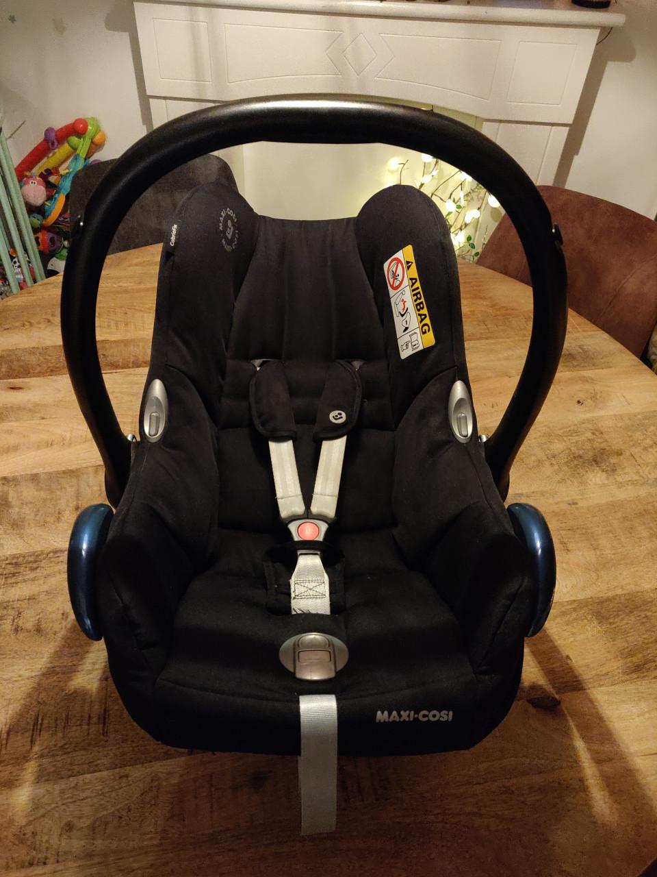 Fijne Maxi-Cosi met zonnekap