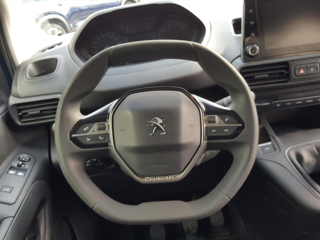 Peugeot Partner premium 1.5 bluehdi 100pk 650kg pack look | trekhaak | navi