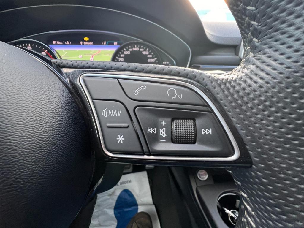 Audi A4 avant 35 tfsi m-hev sport s line black edition, standkachel, wegkla