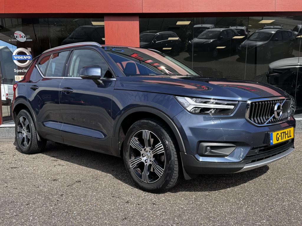 Volvo XC40 2.0 t4 inscription automaat | leer | 19'' lmv | trekhaak