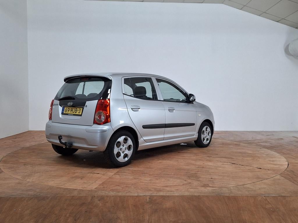 Kia Picanto 1.1 fifteen