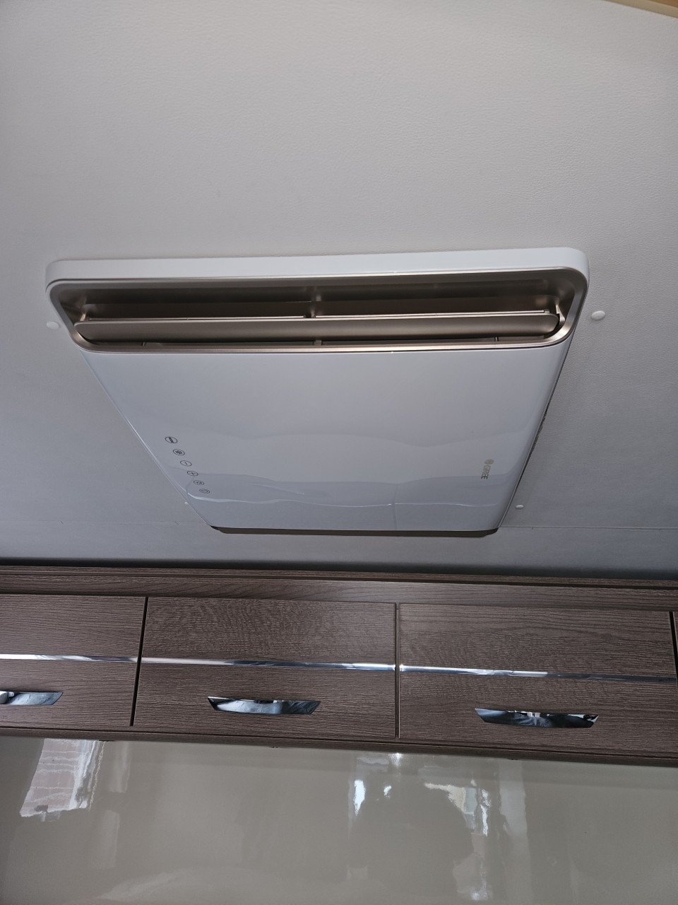 Mclouis MC4 60G half integraal camper