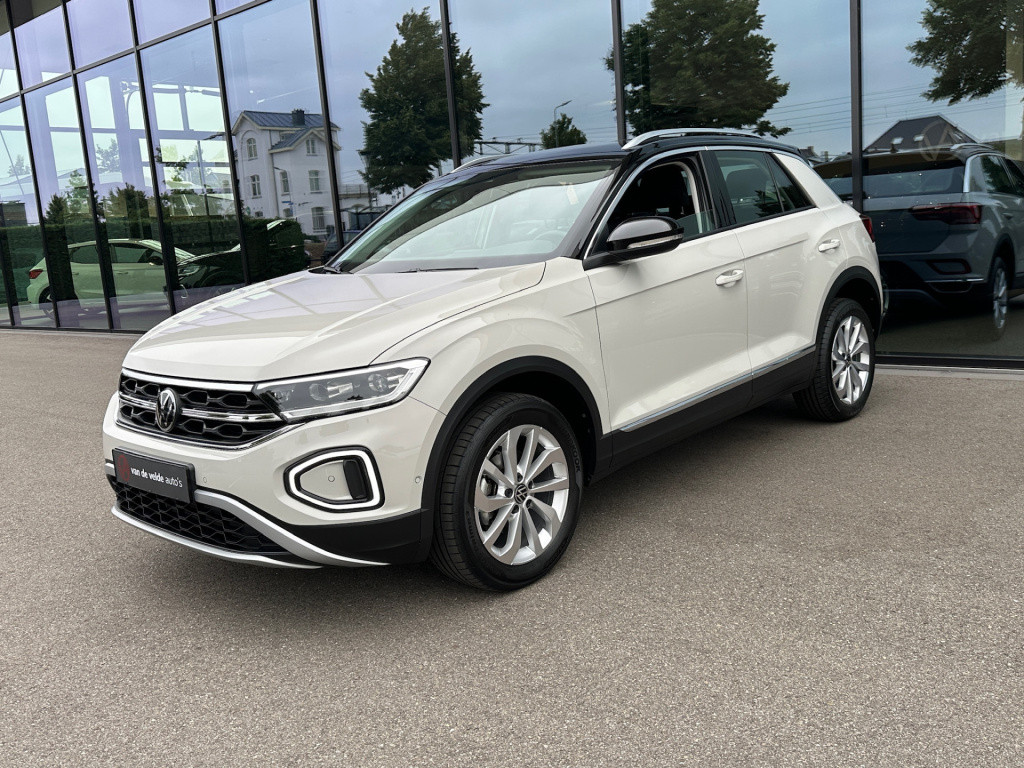 Volkswagen T-roc 1.5 tsi 150pk dsg style carplay | camera | keyless | elek.