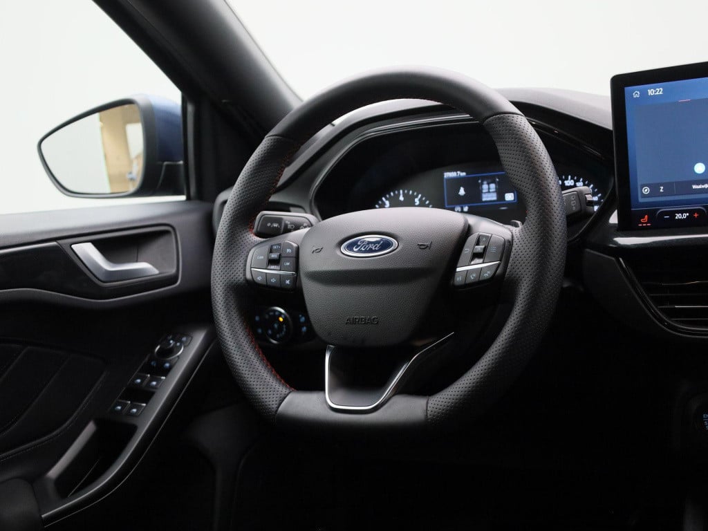 Ford Focus wagon 1.0 ecoboost hybrid st-line aut. | winterpack | climate co