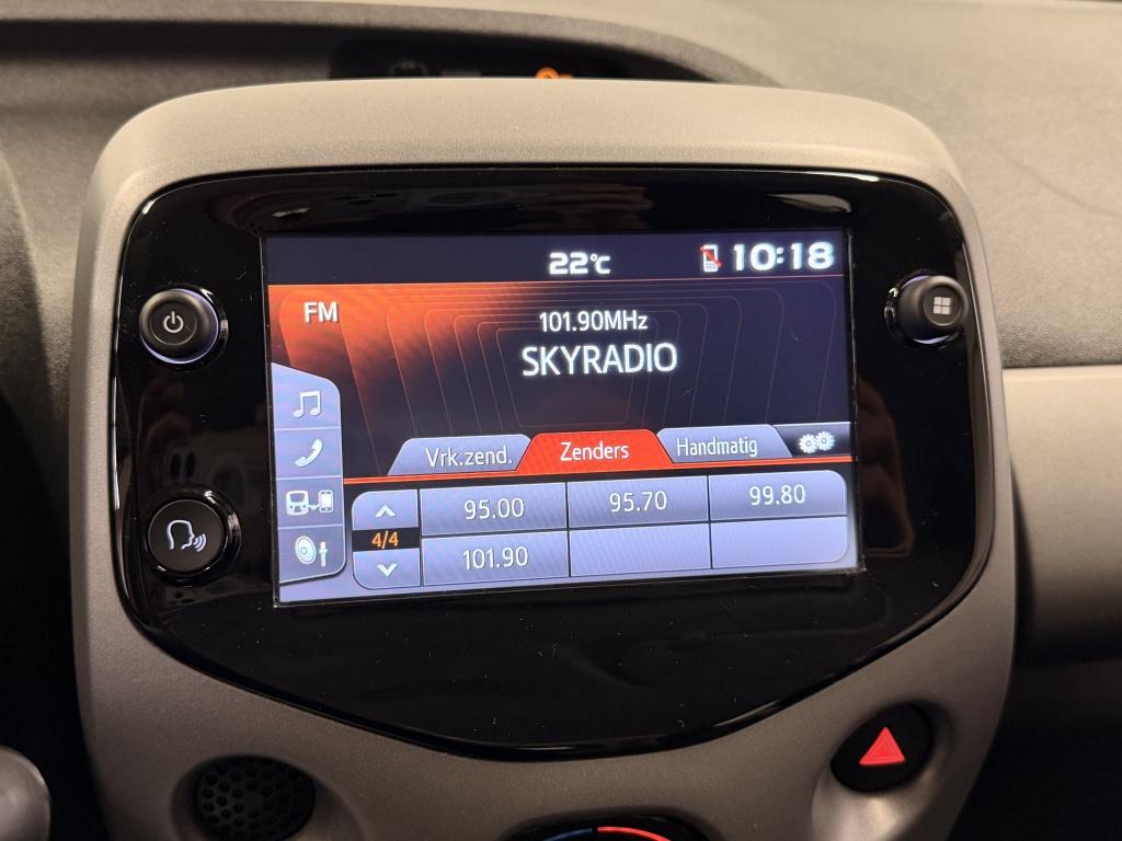 Toyota Aygo 1.0 vvt-i x-play| camera| carplay| cruise| airco